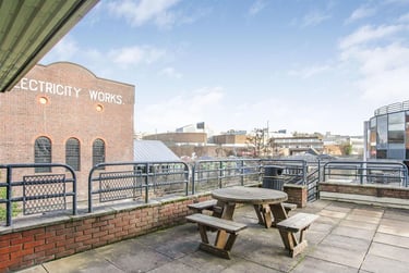 1 bed flat, Bridge Street, City Centre, Guildford, GU14SB - Image 9